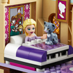 Poza cu LEGO Disney Frozen II - Satul castelului Arendelle 41167