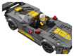 Poza cu LEGO® Speed Champions Mașină de curse Chevrolet Corvette C8.R și 1968 Chevrolet Corvette, 76903