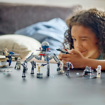 Poza cu LEGO® Star Wars™ - Pachet de lupta Clone Trooper™ si droid de lupta 75372, 215 piese